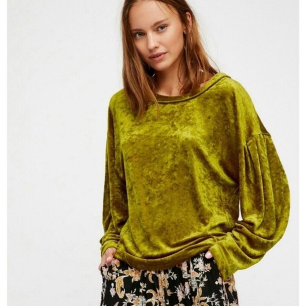 ⚡️free people Green Velvet Balloon Sleeve Top